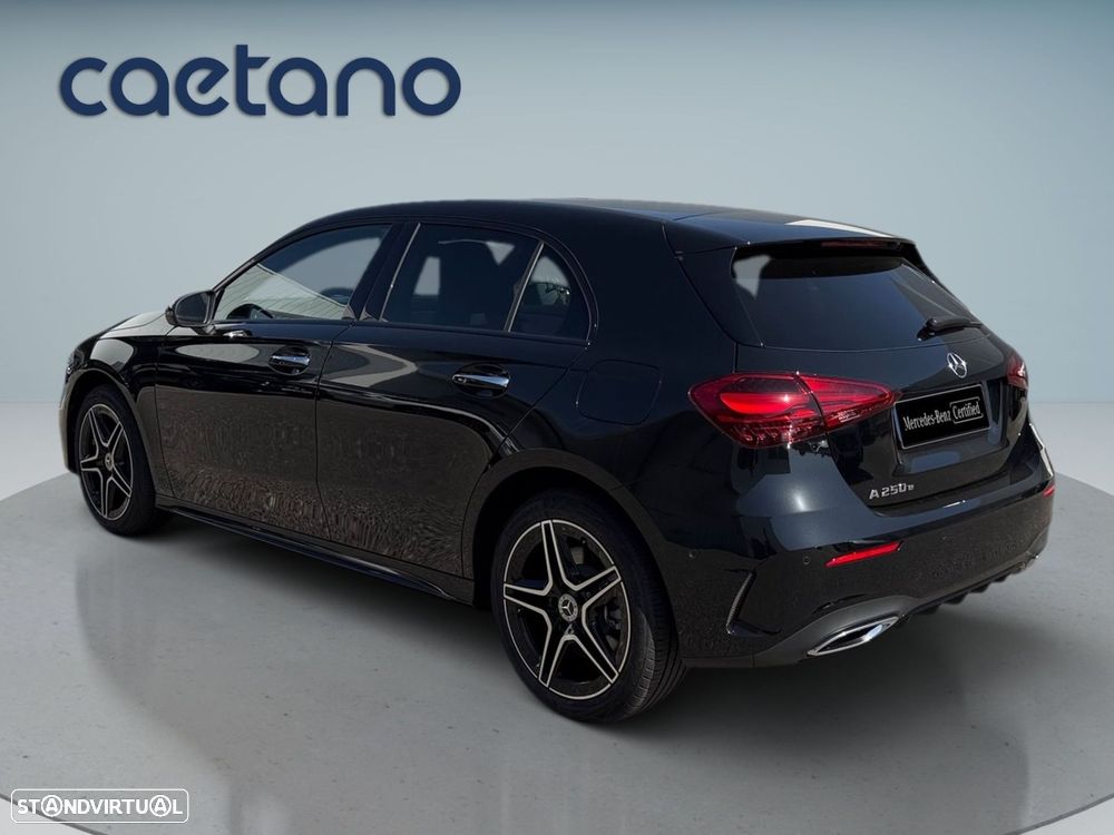 Mercedes-Benz A 250 e - 8