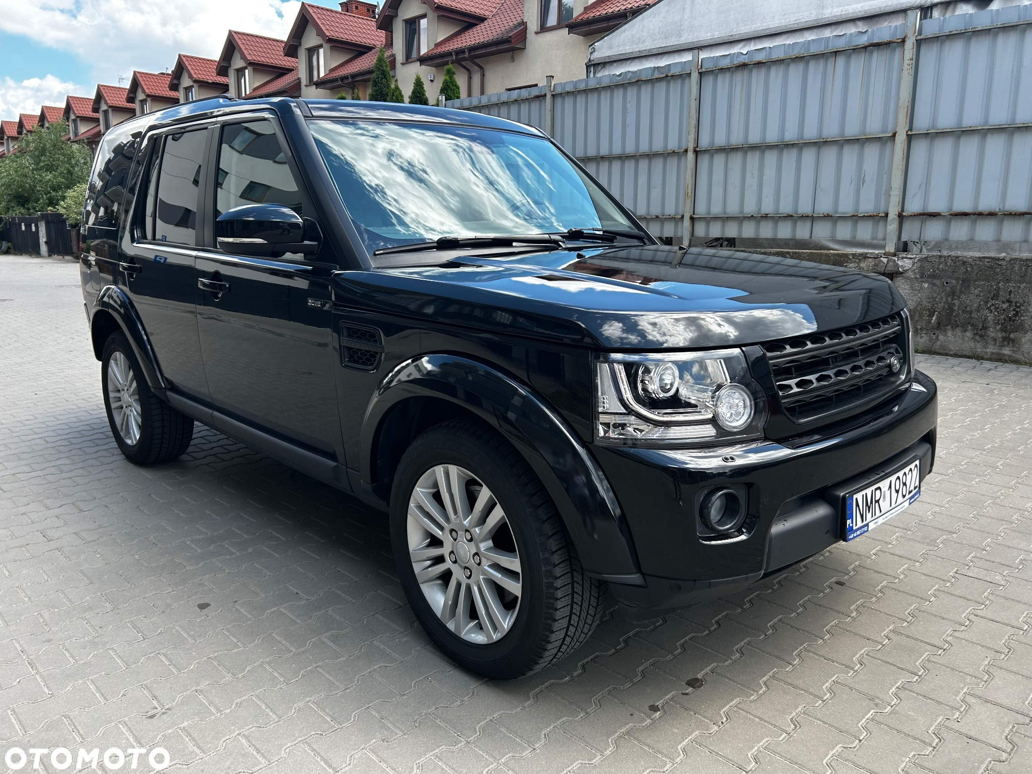 Land Rover Discovery IV 3.0 V6 SC HSE - 5