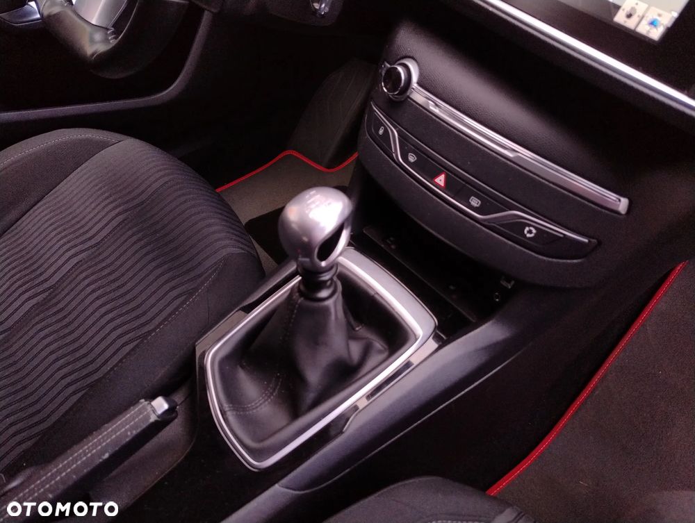 Peugeot 308 BlueHDi 120 Stop & Start Allure - 15