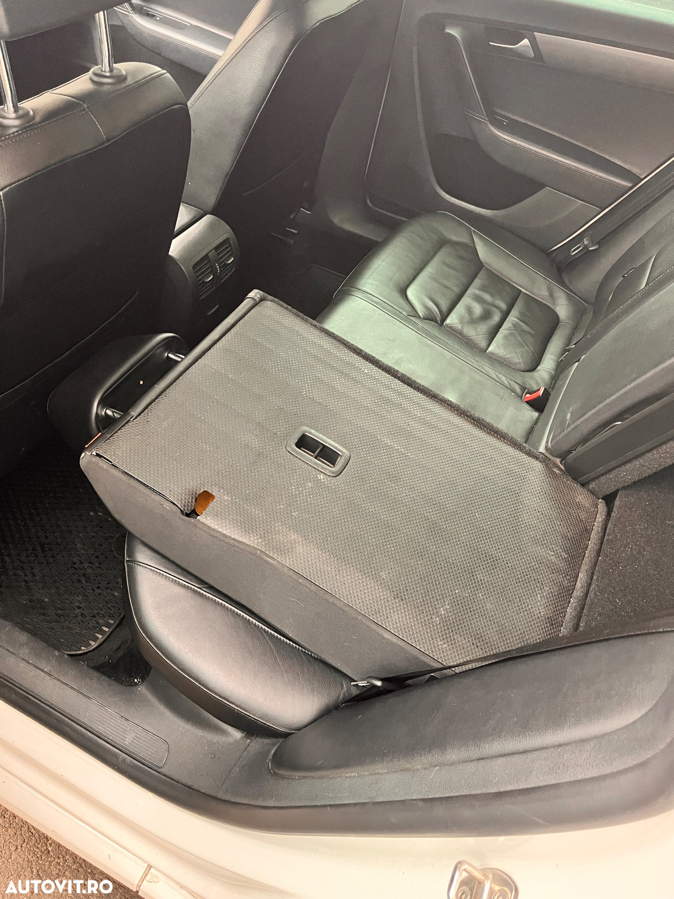 Volkswagen Passat Variant 2.0 TDI BlueMotion Technology DSG Comfortline - 12