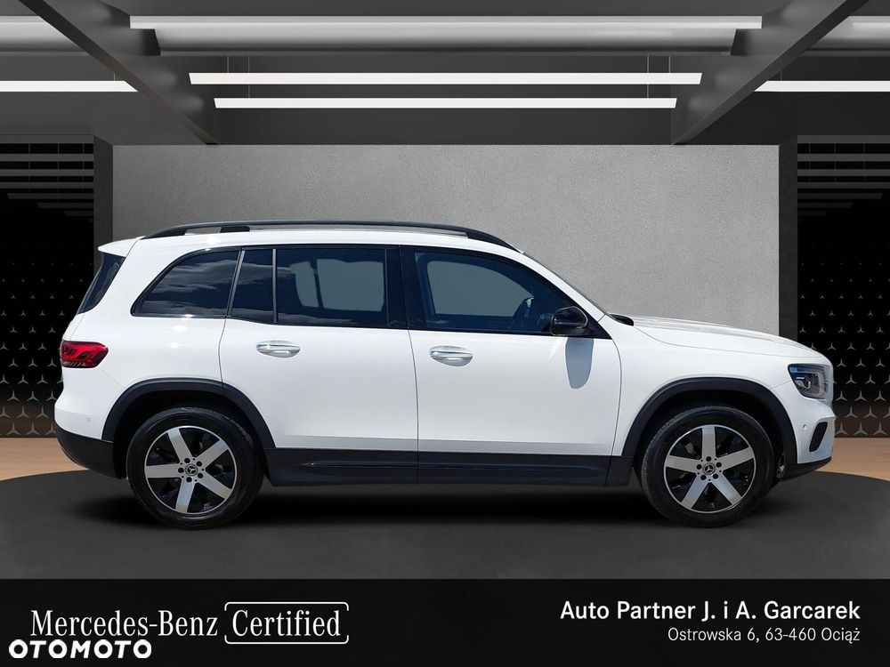 Mercedes-Benz GLB - 9