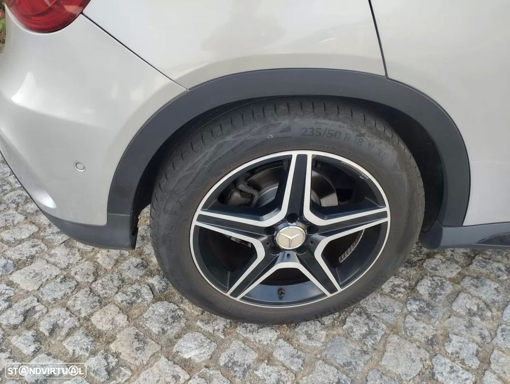 Mercedes-Benz GLA 180 CDi AMG Line - 9