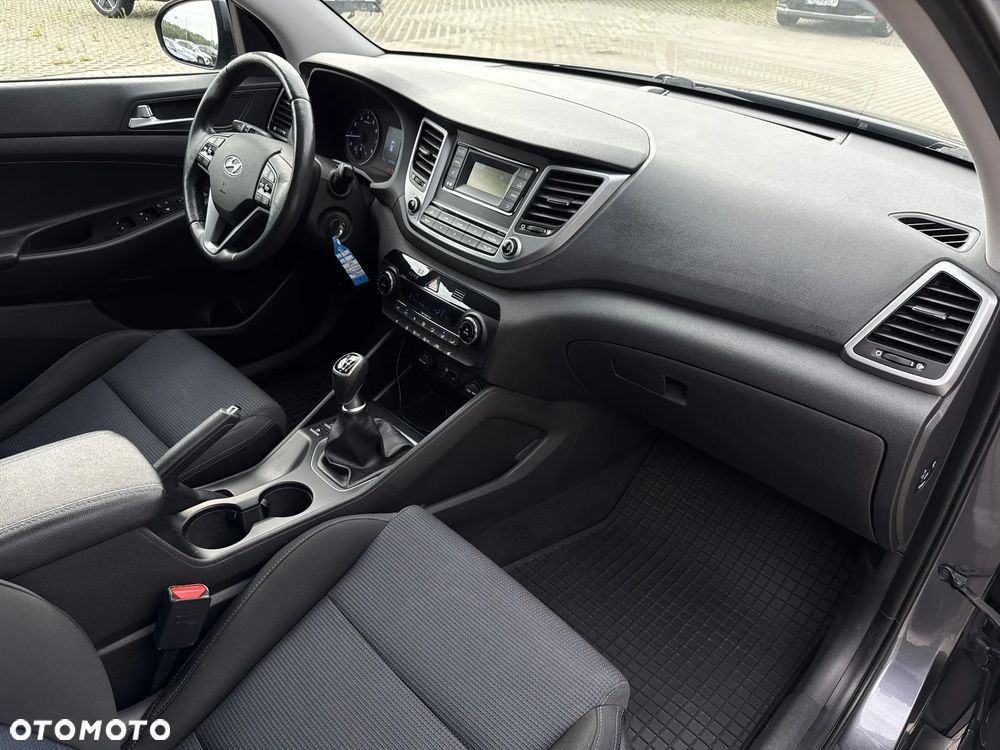 Hyundai Tucson 1.6 GDI BlueDrive Comfort 2WD - 23