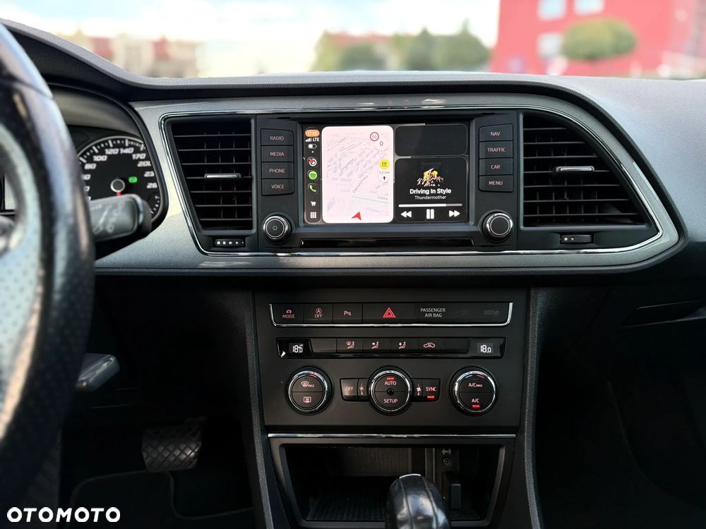 Seat Leon ST 2.0 TDI DPF DSG FR - 11