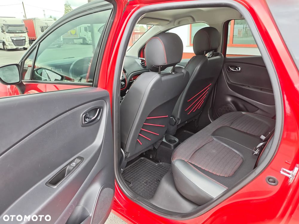 Renault Captur 1.2 TCe Helly Hansen EDC - 15