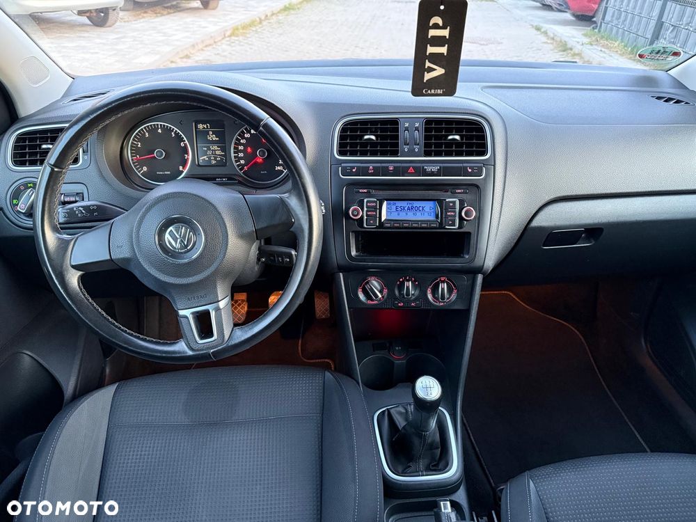 Volkswagen Polo 1.2 Blue Motion Technology Team - 27