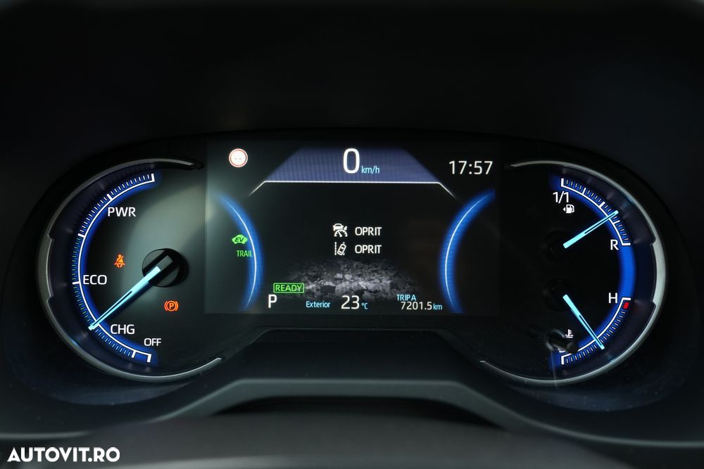 Toyota RAV4 2.5 4x4 Style Selection - 26
