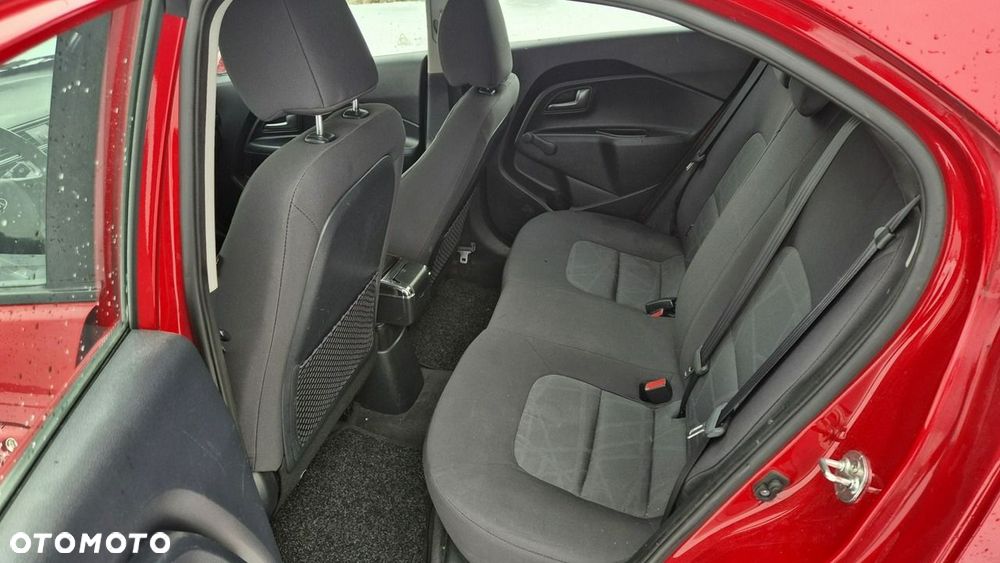 Kia Rio 1.4 crdi Business Line - 14