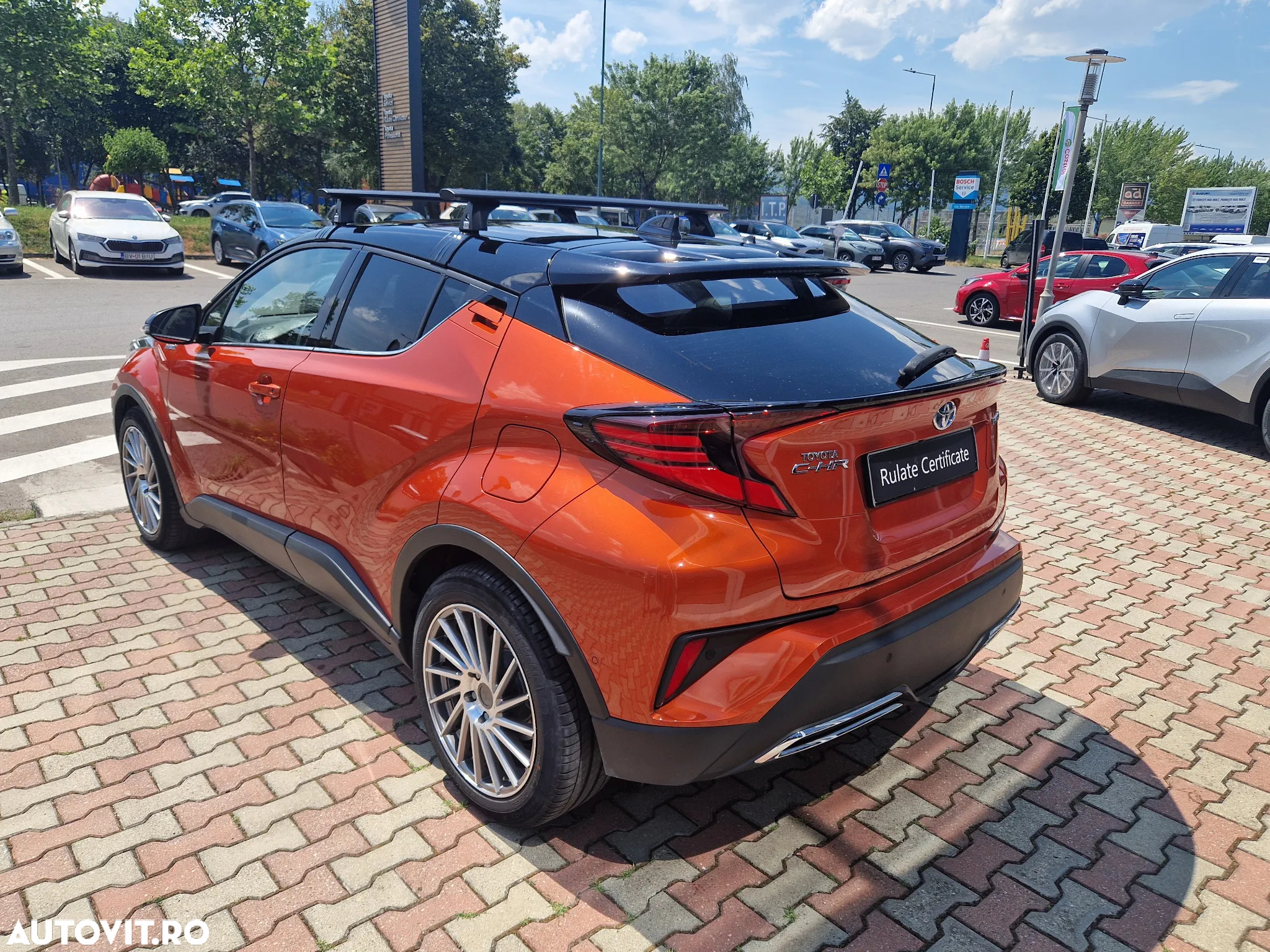 Toyota C-HR 2.0 HSD 184 CP 4x2 CVT Classy Bi-Tone - 6