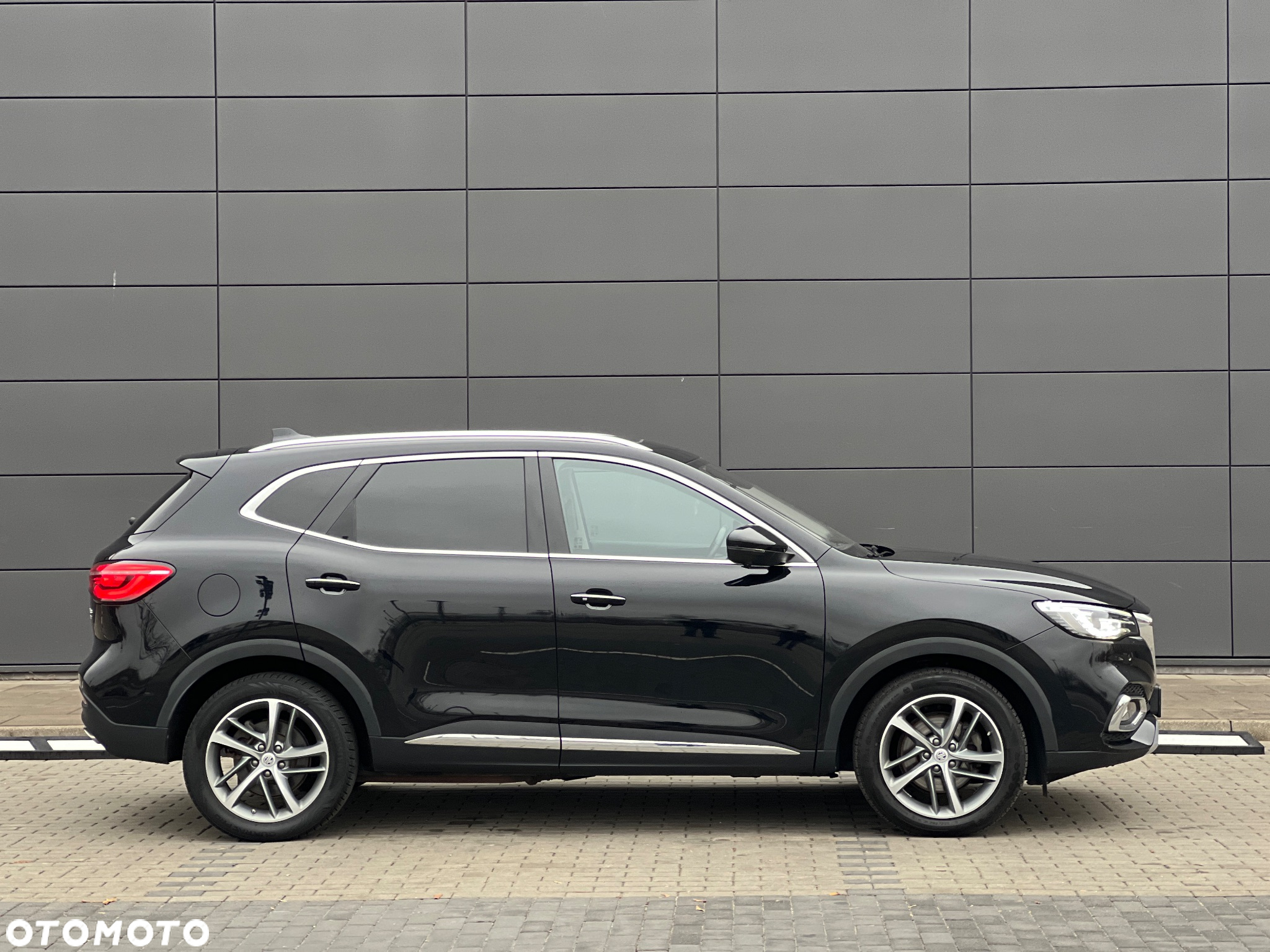 MG EHS 1.5T-GDI PHEV Luxury - 9