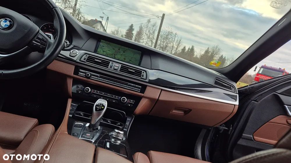 BMW Seria 5 520i Luxury Line - 5