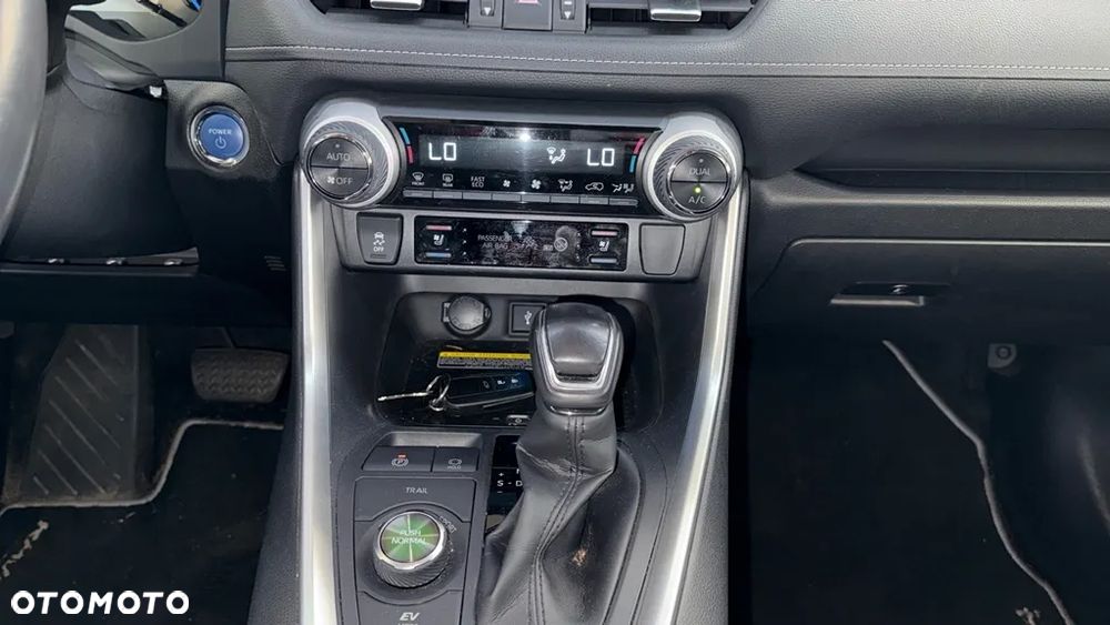 Toyota RAV4 2.5 4x4 Lounge - 4