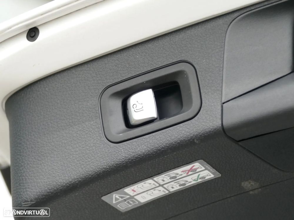 Mercedes-Benz C 220 d AMG Line - 11