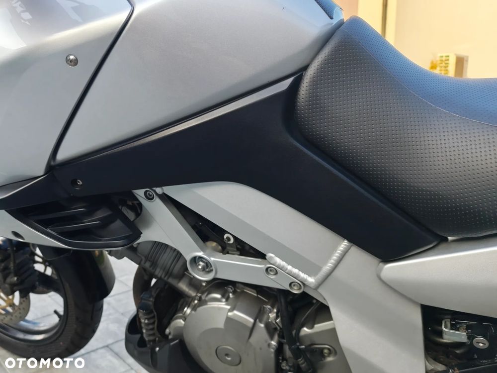 Suzuki V-STROM - 19