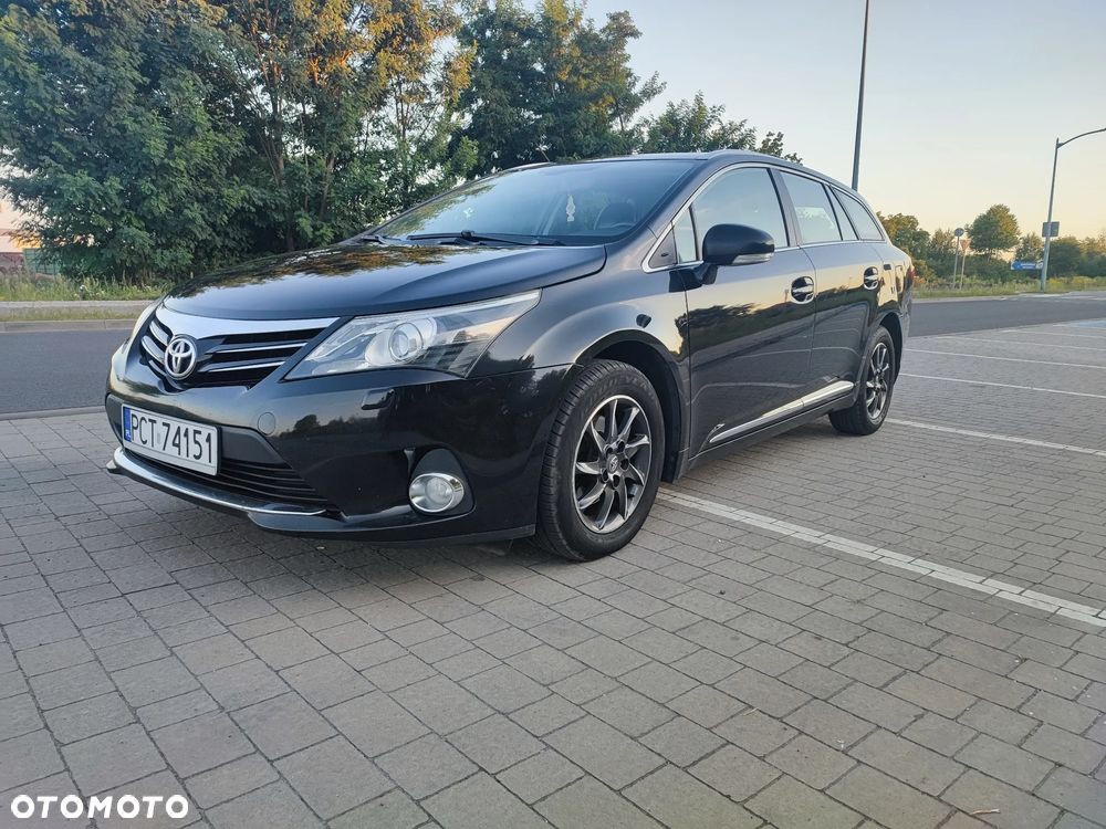 Toyota Avensis 2.0 D-4D Premium - 1