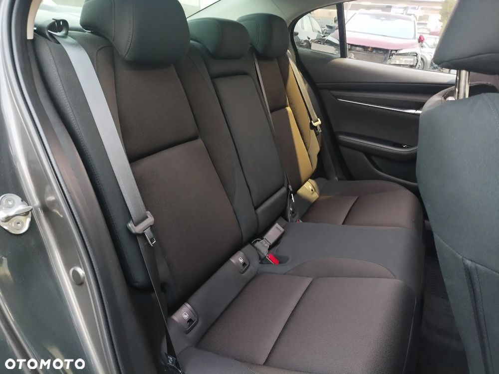 Mazda 3 2.0 mHEV Hikari - 17