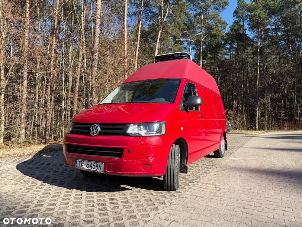 Volkswagen Transporter - 1
