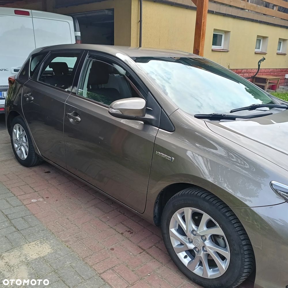 Toyota Auris 1.8 HSD Luna - 26
