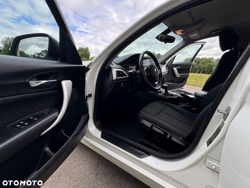 BMW Seria 1 120d BluePerformance Sport Line - 30