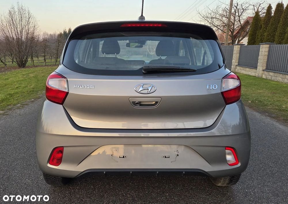 Hyundai i10 - 10