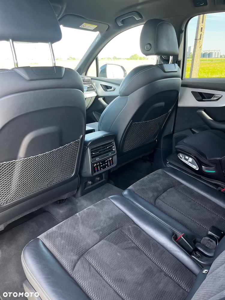 Audi Q7 50 TDI mHEV Quattro S Line Tiptr - 9