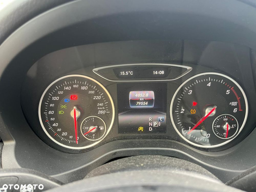 Mercedes-Benz GLA 200 d 7G-DCT - 7