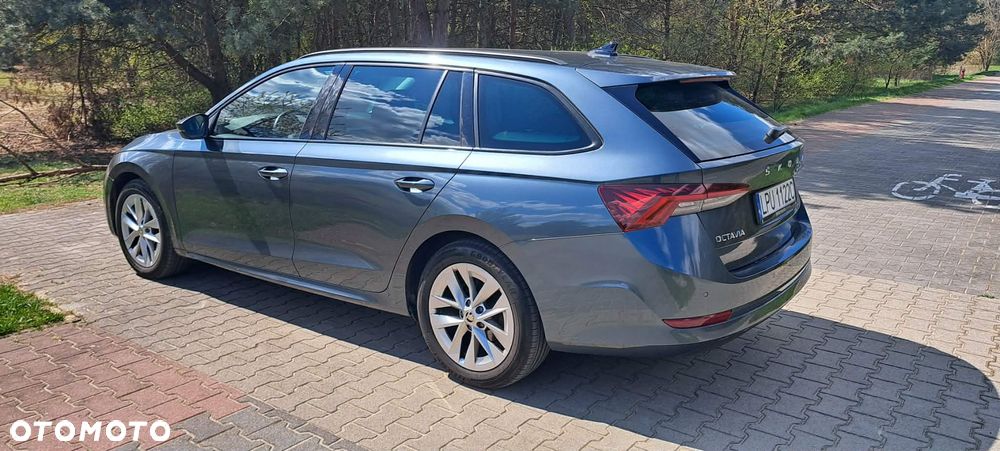 Skoda Octavia 2.0 TDI Ambition - 11