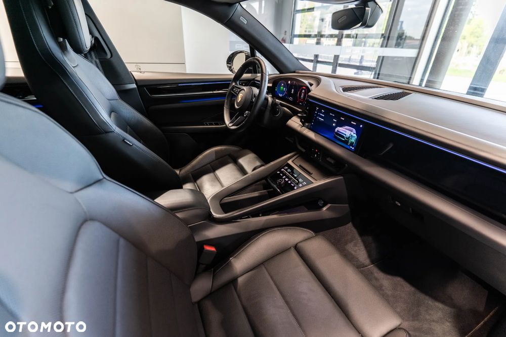 Porsche Macan - 13