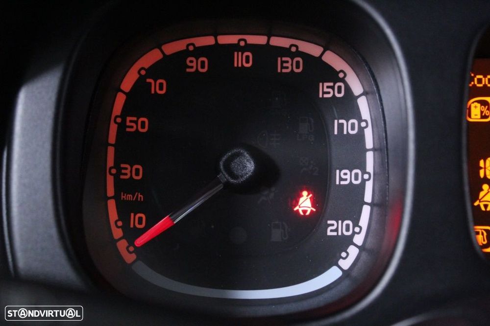 Fiat Panda 1.0 Hybrid City Life - 25