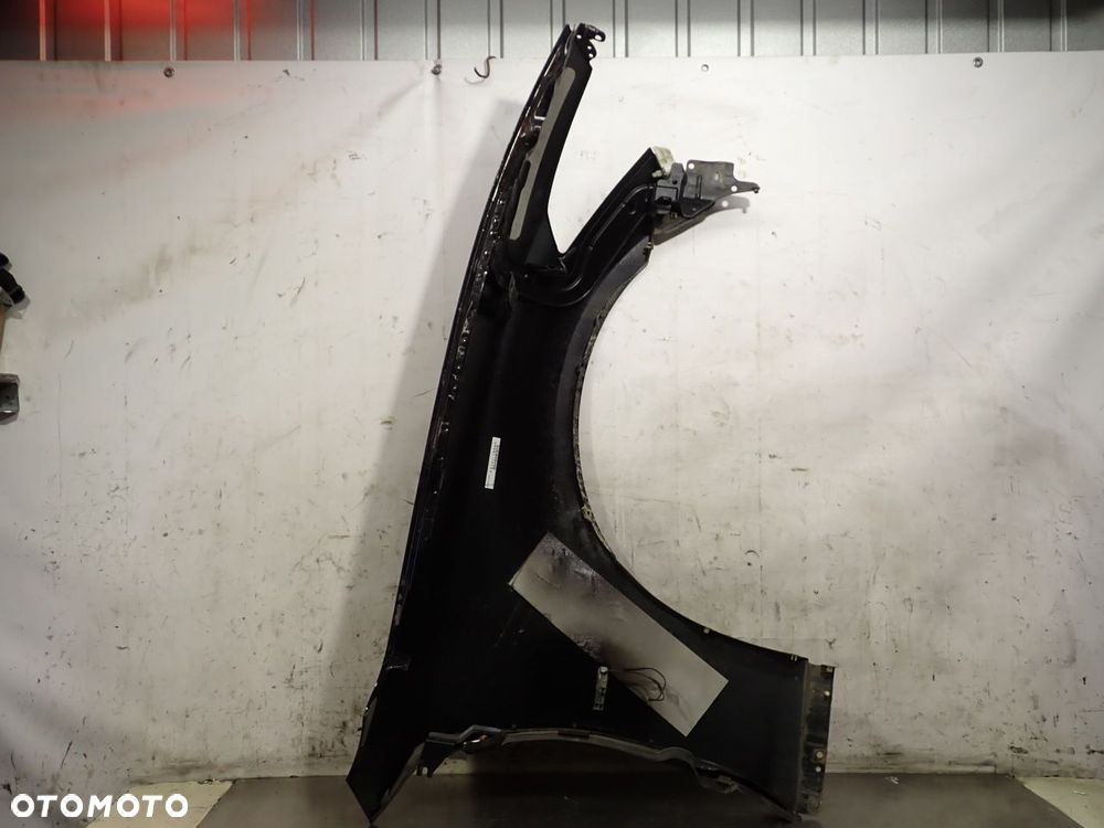 BŁOTNIK LEWY PRZEDNI INFINITI M37X KOL: GAC - 11