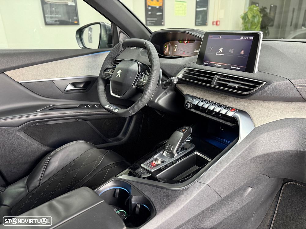 Peugeot 5008 2.0 BlueHDi GT Line EAT8 - 28