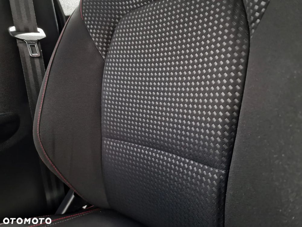 Ford Focus SW 1.5 EcoBoost ST-Line - 19