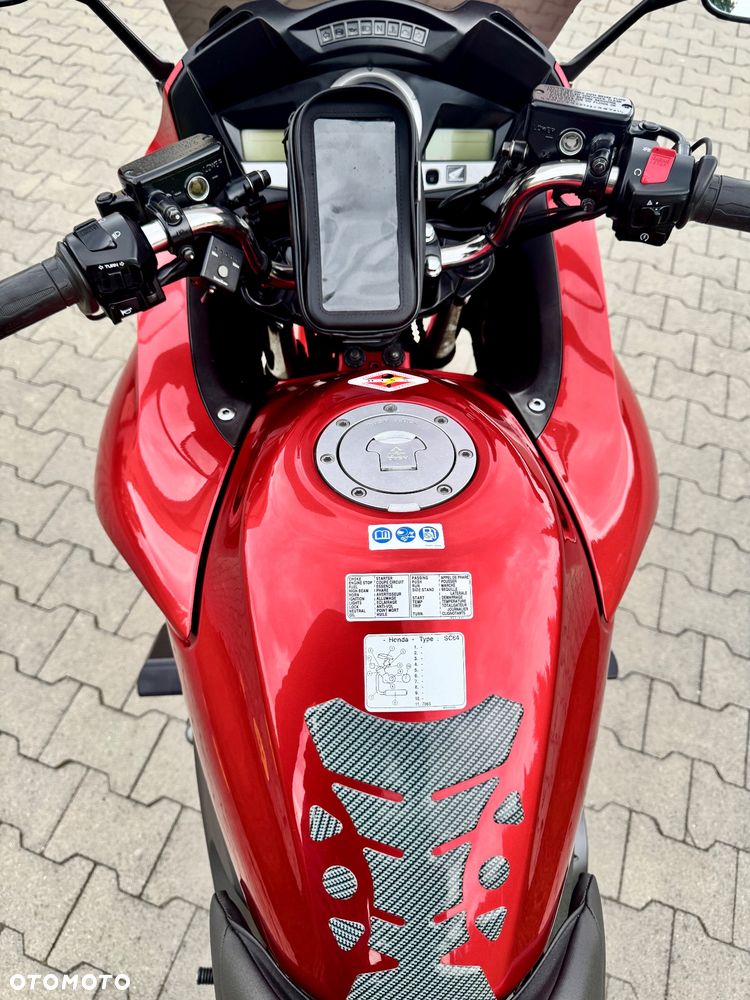 Honda CBF - 8