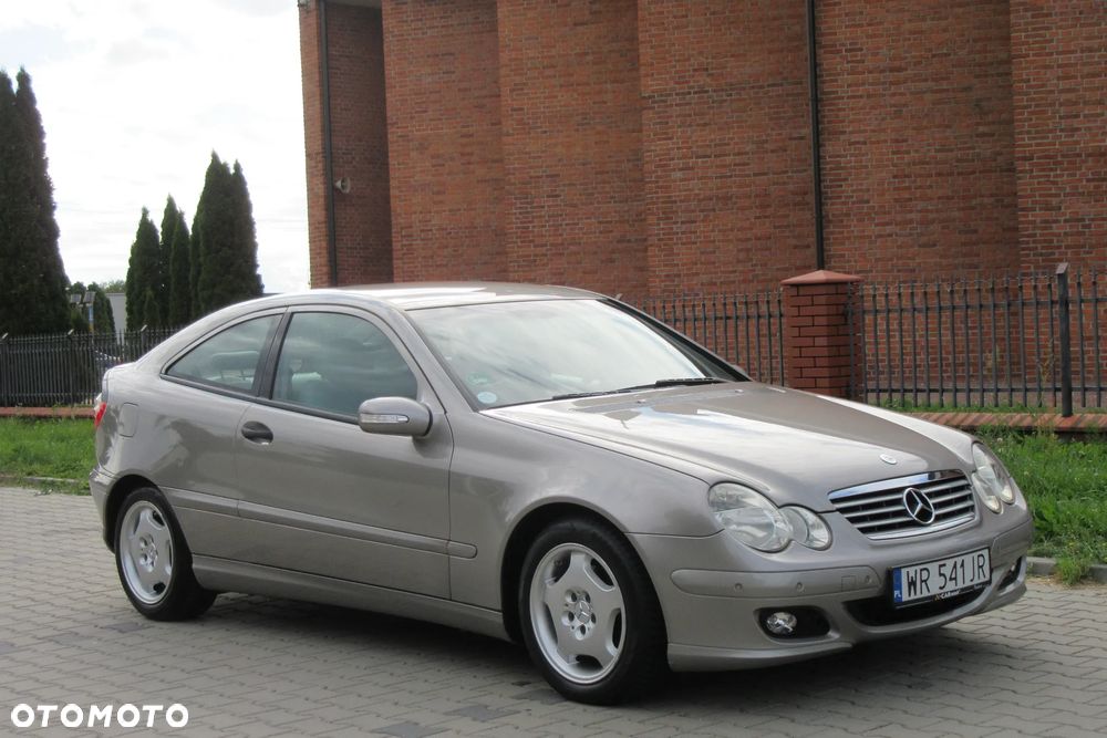Mercedes-Benz Klasa C 180 Kompressor Automatik Sport Edition - 6