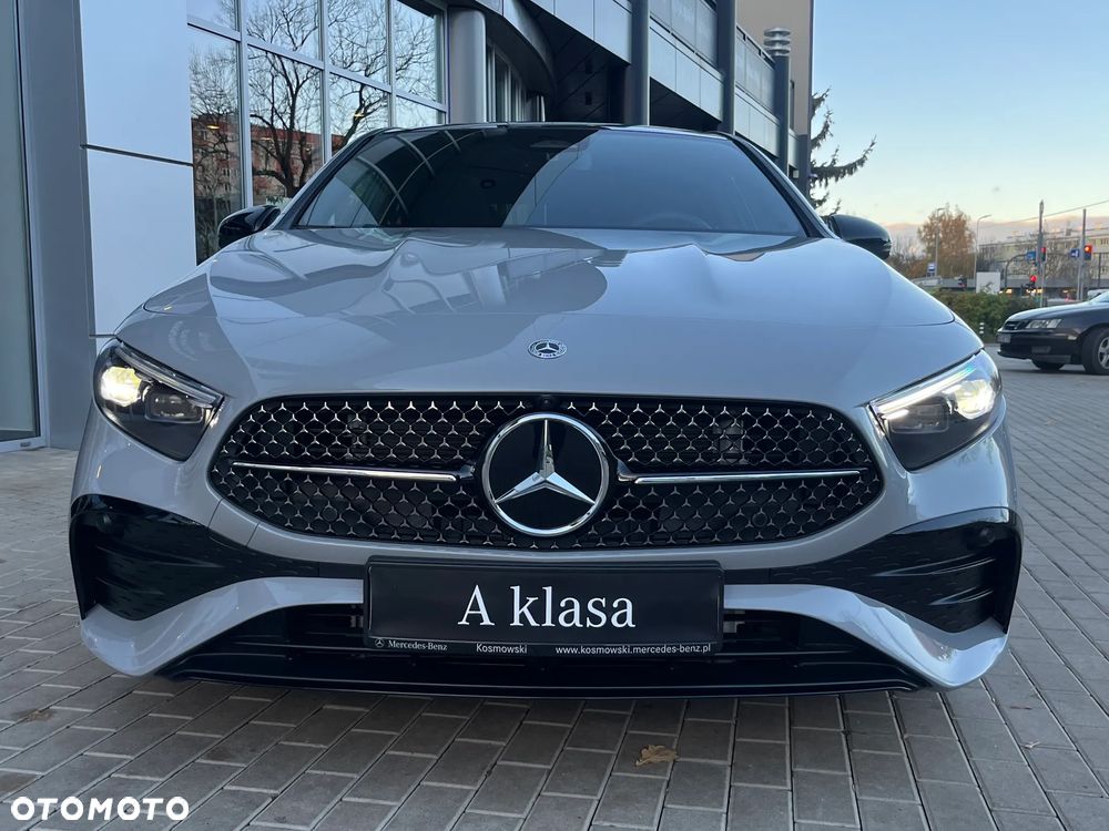 Mercedes-Benz Klasa A 220 4-Matic AMG Line 8G-DCT - 4