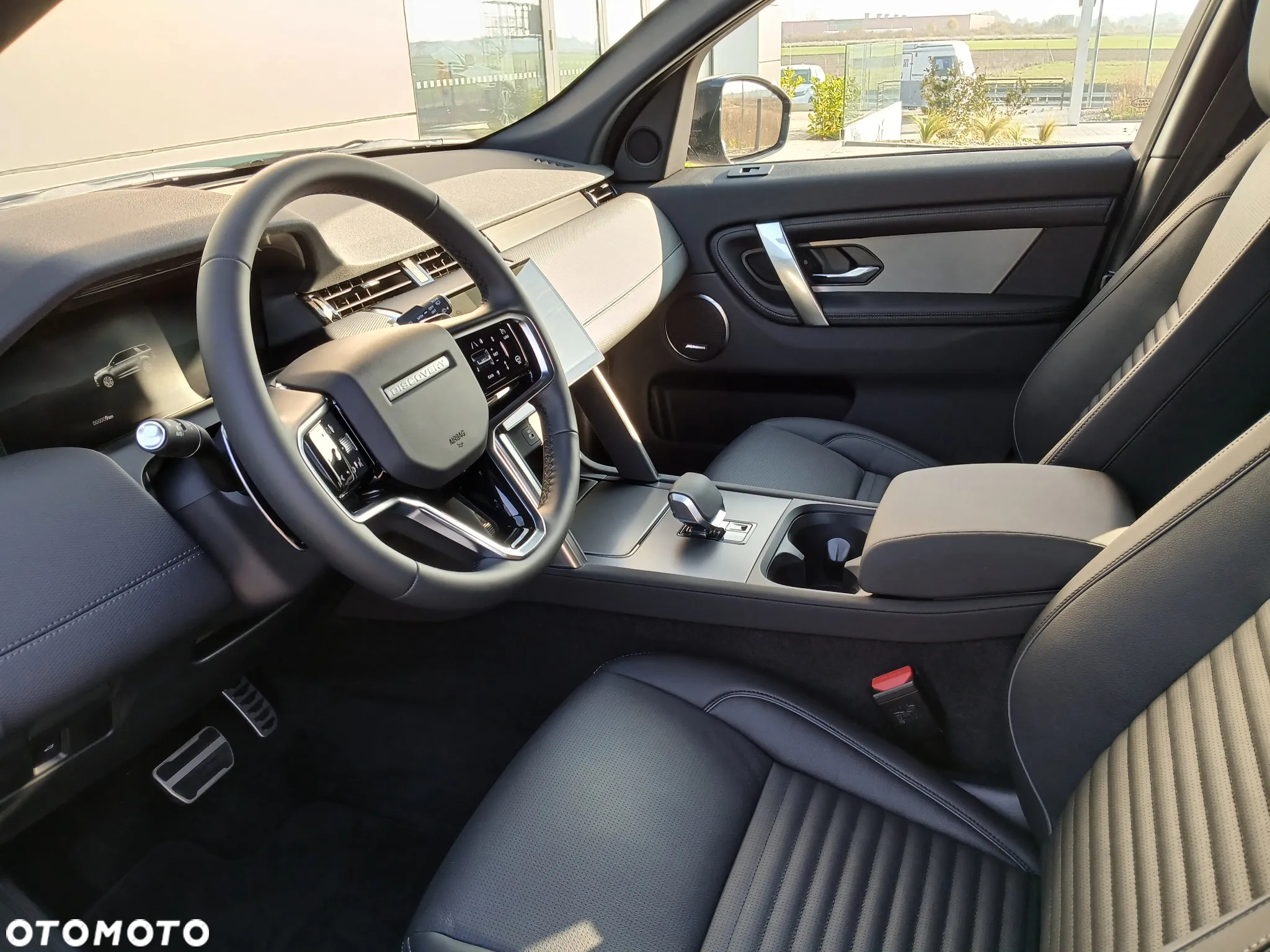 Land Rover Discovery Sport - 7