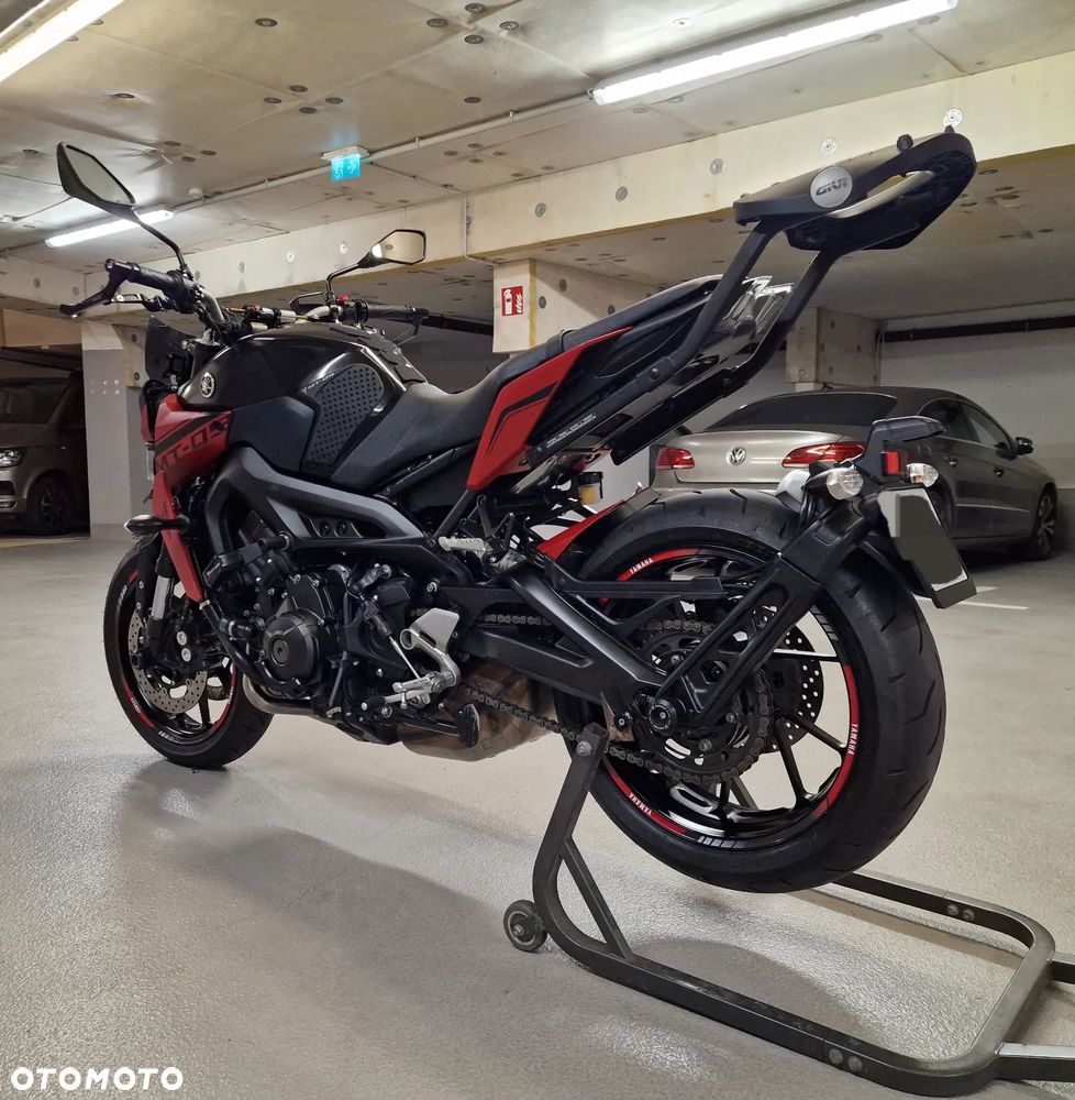 Yamaha MT - 3
