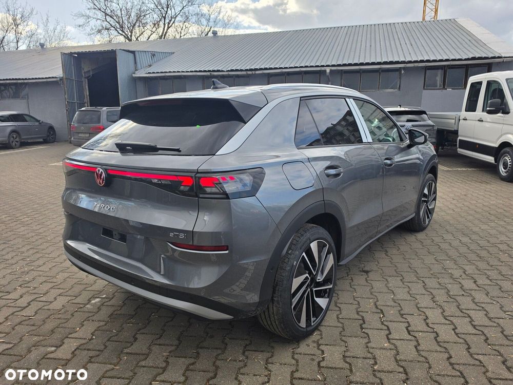 Volkswagen T-Roc - 8