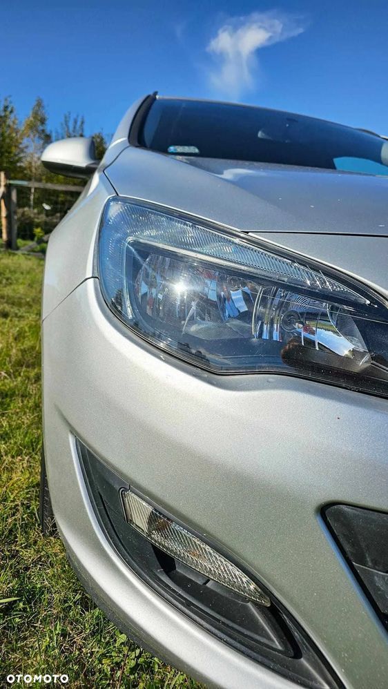 Opel Astra 1.4 EcoFLEX Design Edition - 17