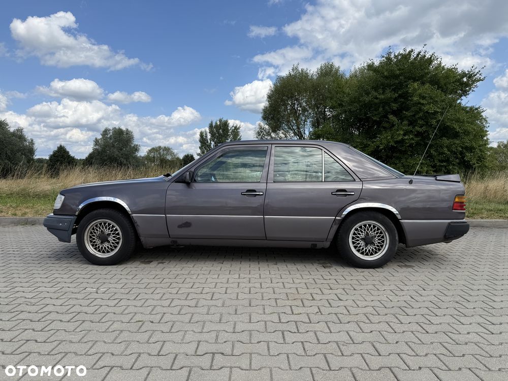Mercedes-Benz W124 (1984-1993) - 7