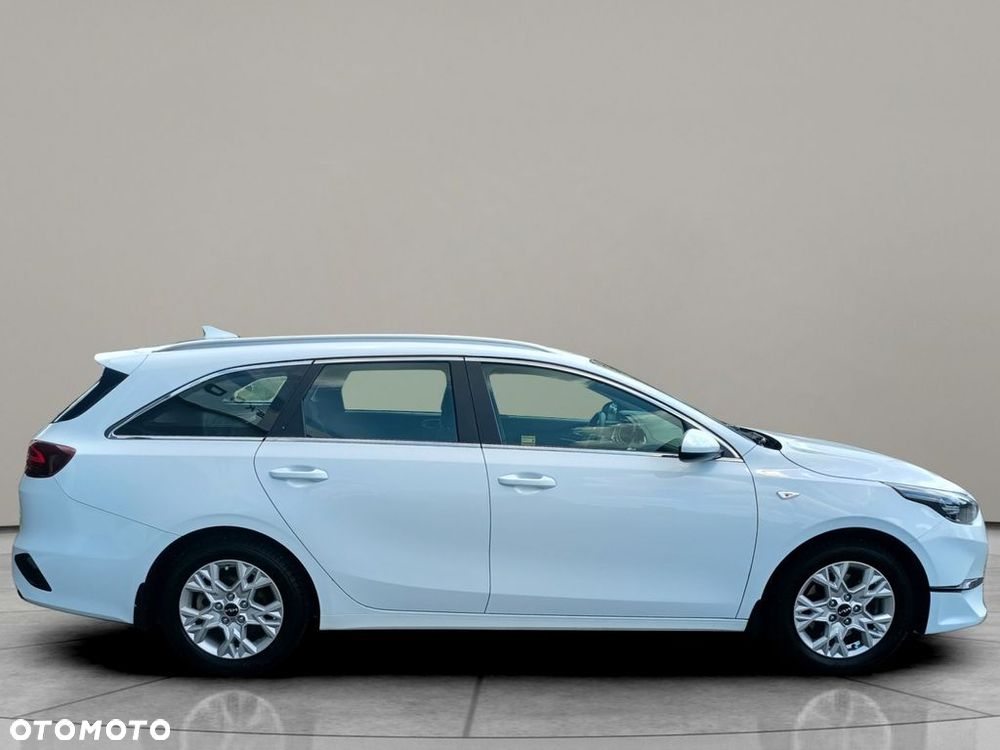 Kia Ceed - 5
