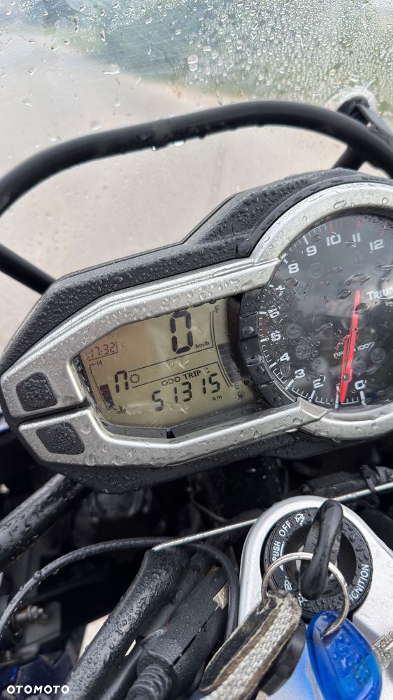 Triumph Tiger - 9