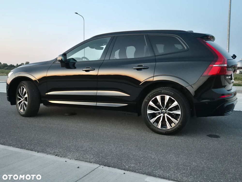 Volvo XC 60 B5 B AWD Ultimate Dark - 8