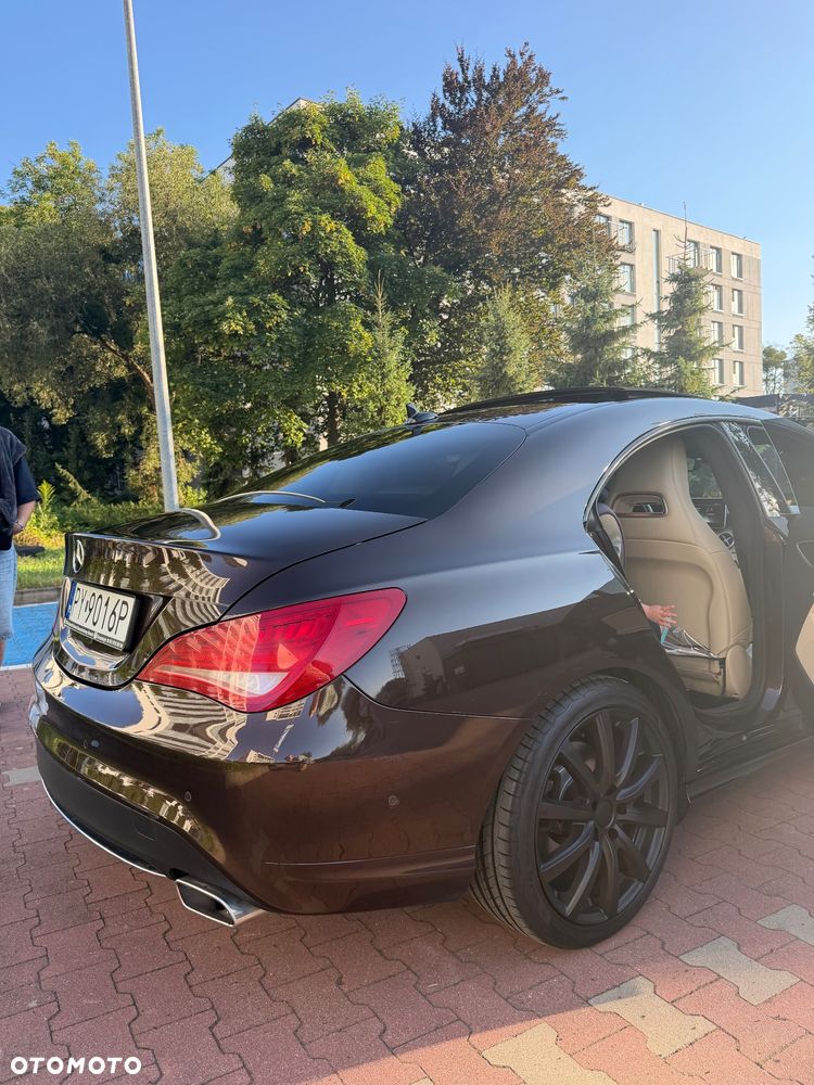 Mercedes-Benz CLA 250 Sport 7G-DCT - 4