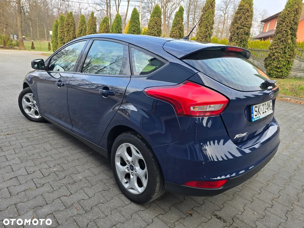 Ford Focus 1.6 Trend Sport - 4
