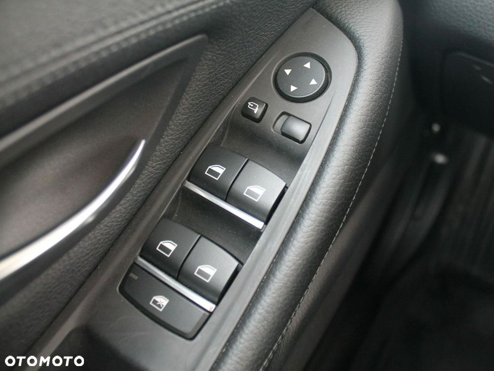 BMW Seria 5 - 11