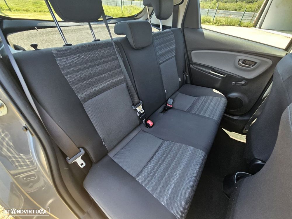 Toyota Yaris 1.0 VVT-i Comfort - 25