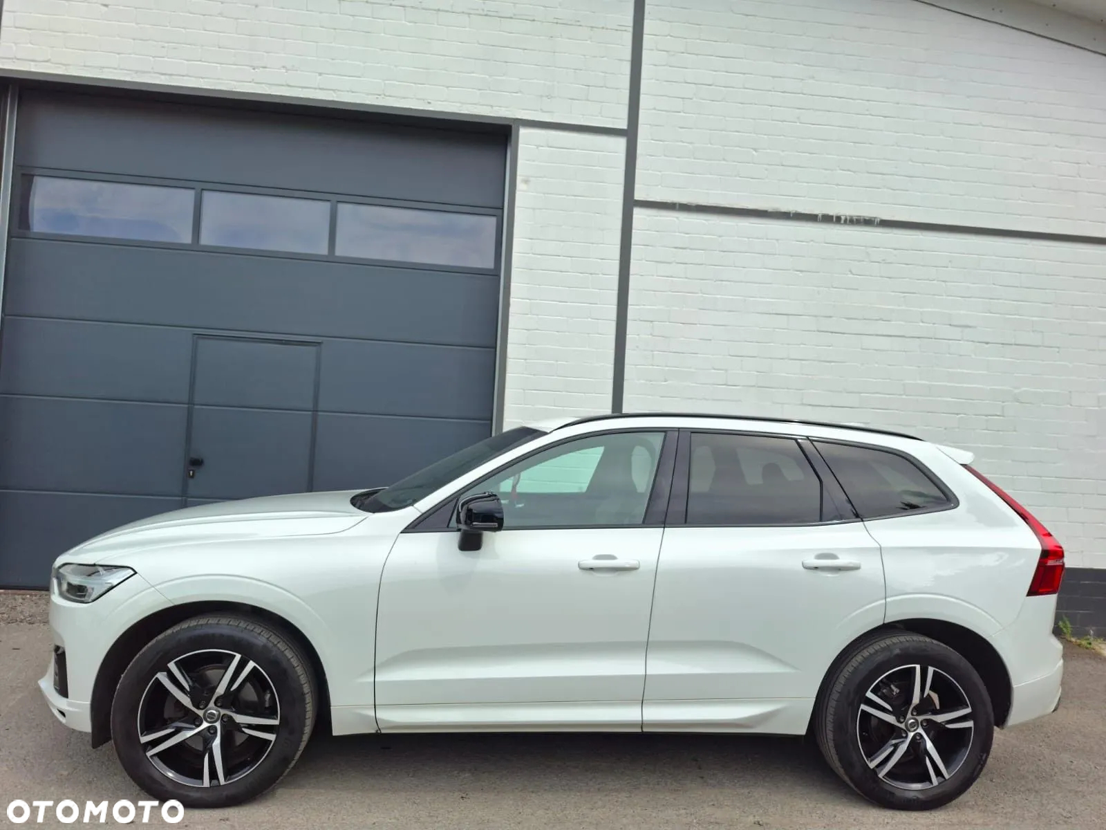 Volvo XC 60 D4 R-Design - 6