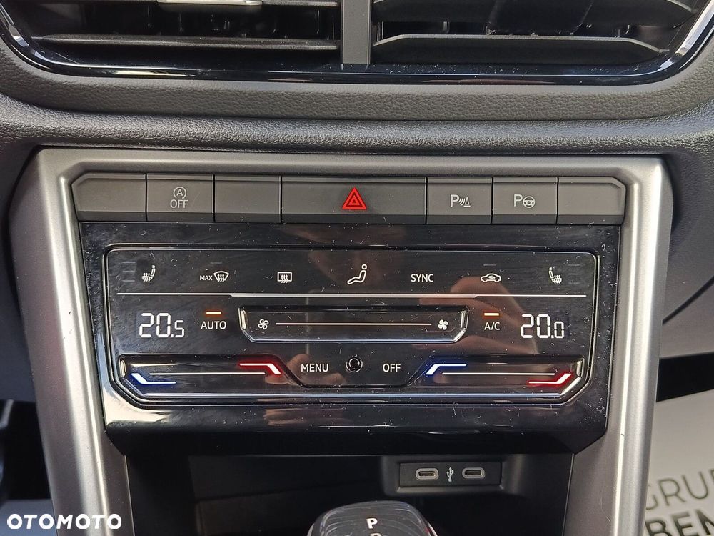 Volkswagen T-Roc 1.5 TSI Life DSG - 25