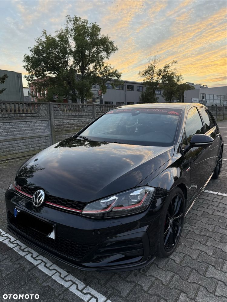 Volkswagen Golf 2019 photo 2